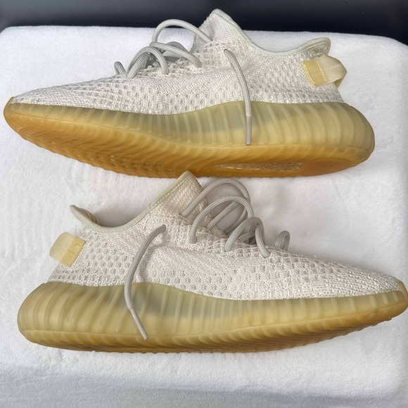Yeezy Boost 350 V2 'Light' – Size 10.5M – UV Color Shift Reflective! - Picture 6 of 11